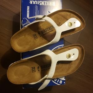 NIB Birkenstock Gizeh White Patent